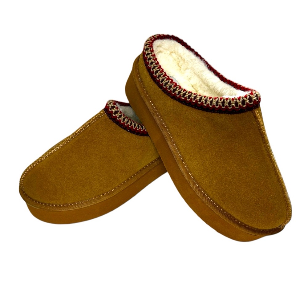 COPY - Serra Genuine Suede Platform Clogs - Size 8 - New Without Box!